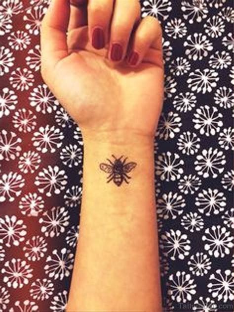 51 Excellent Bee Tattoos On Wrist