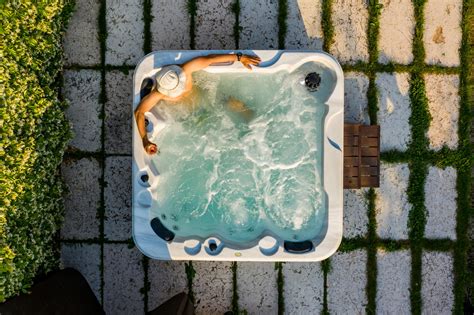 The Best Time To Buy A Hot Tub When To Shop To Get The Best Deals