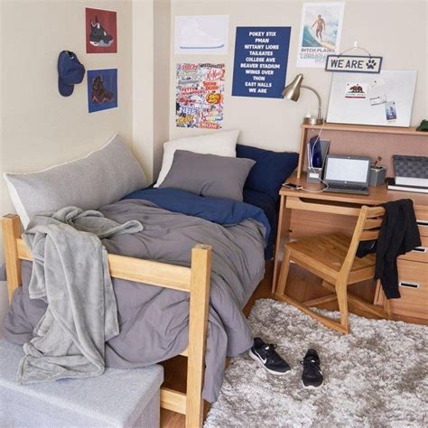 57 Stylish Space Saving Dorm Room Ideas Lumbung Guy Dorm Rooms College Room Decor