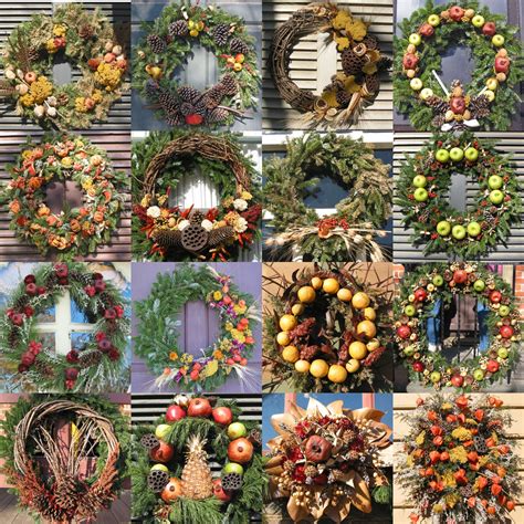 Dress up your door with these easy diy wreath ideas that work for most, if not all, of the year. 33 Holiday Wreaths Door Decor Ideas - DigsDigs