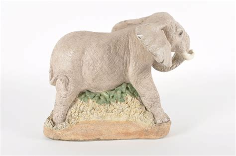 Vintage United Design Corp Animal Classics Elephant Statuette Ebth
