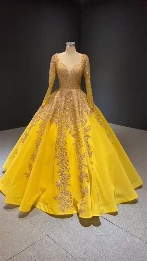 Long Sleeve Gold Lace Quinceanera Dresses Luxury Yellow Prom Dress