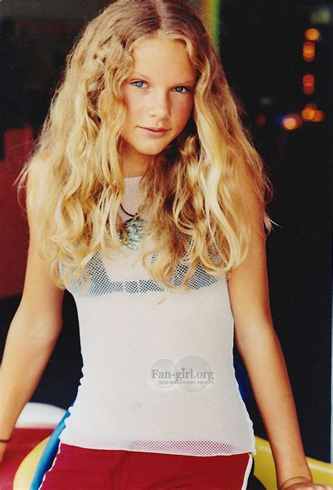 I Loveeee This Pic Omg So Badly Young Taylor Swift Taylor Swift Fan Taylor Alison Swift