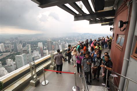 Kuala Lumpur Malaysia Thrilling City Views From The Skybox Of Kl Tower