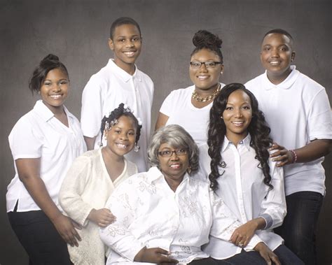 There are twelve women, six women, five boys, one girl, and one baby and a dog. How importrant is a family portrait? Portrait Photography ...