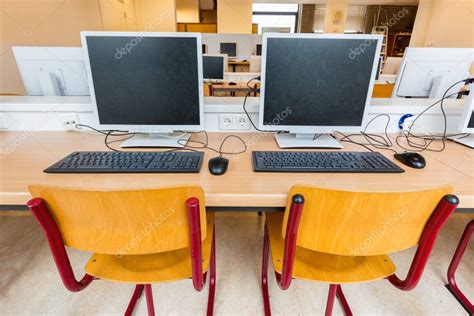 Two Computers In Classroom On High School — Stock Photo