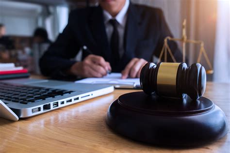 Considering Hiring Freelance Attorneys For Your Law Firm Appearance