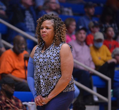 Dorman Girls Basketball Coach Valorie Whiteside Resigns From Post