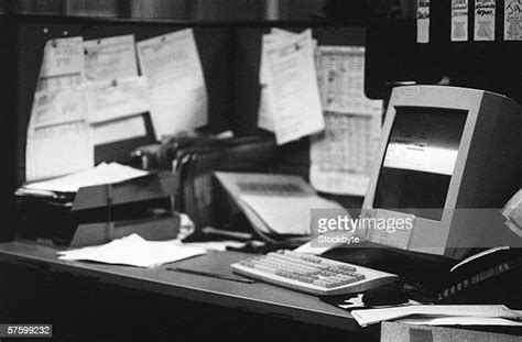 Messy Cubicles Photos And Premium High Res Pictures Getty Images