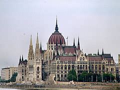 Ungaria este o ţară cu suprafaţa de 93.030 kmp, fiind situată în centrul europei, în bazinul mijlociu al dunării. Obiective turistice Ungaria - Ungaria - HartaEuropa