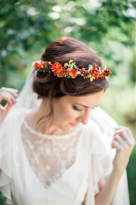 15 Beautiful Flower Crowns For Autumn Brides Praise Wedding