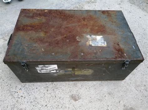 British Army Large Metal Box Heavy Duty Lockable Storage Case Land