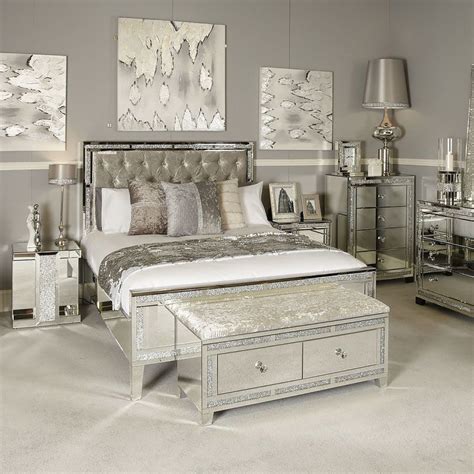 Pin By Zaza George On Luxury Decor And Design Mirrored Bedroom Furniture Bedroom Furniture Sets