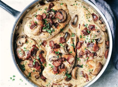 Chicken and veggie orzo cooked on the stovetop speeds everything up. 23 Comfort Food Chicken Dinner Recipes - PureWow