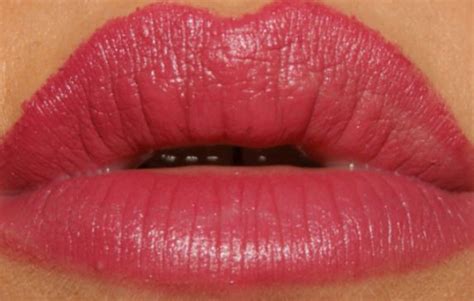 Soap And Glory Lipstick In Pom Pom Review The Sunday Girl