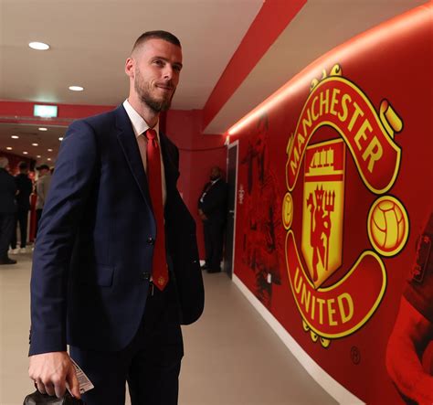 Man United News On Twitter David De Gea In Mega Money Talks With