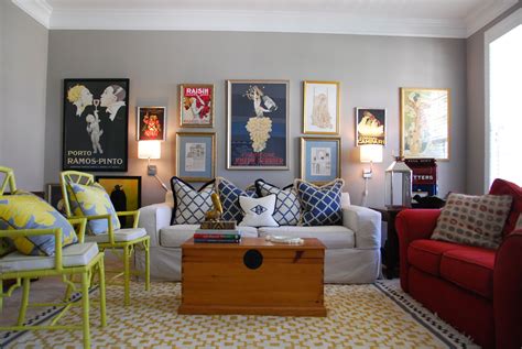 Tips for arranging a perfect gallery wall | Colourful living room, Rugs in living room, Living ...