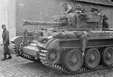 Ww2 Vehicles The British Cromwell Tank Warfare History Network