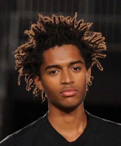 Dreadlocks Magnifique D Un Jeune Homme Black Afro Coiffure Coupes