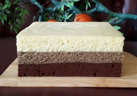 Resep kue bolu kukus praktis dan dilengkapi dengan petunjuk mudah cara buat kue bolu kukus secara berurutan. Resep dan Cara Membuat Bolu Tiramisu Kukus, Mudah Tanpa Oven | Analisa Aceh