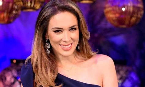Jacqueline Bracamontes Regresa A La Televisión Mexicana A Más De Diez