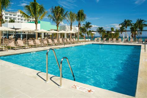 Hotel Riu Ocho Rios All Inclusive Resort In Jamaica