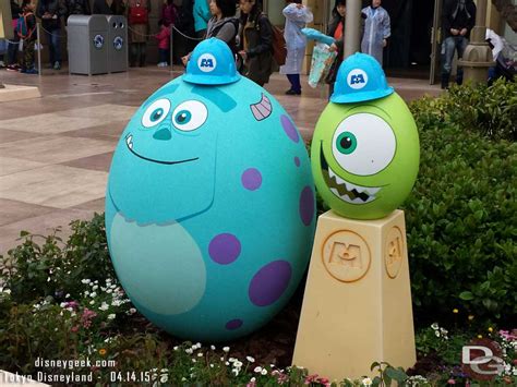 Mike And Sulley Eggs Outside Monsters Inc Tokyodisneyland The Geeks
