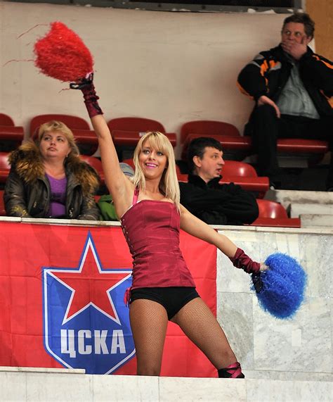 👫 children's club pfc cska invites all young fans to test their knowledge about football and the history of the army club follow the link and answer the questions of the test: Группа поддержки ПХК ЦСКА