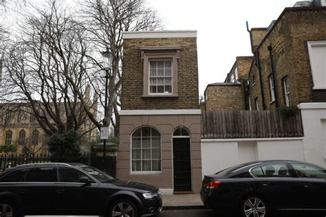 Video Would You Pay £600k For Londons Smallest Detached Homes