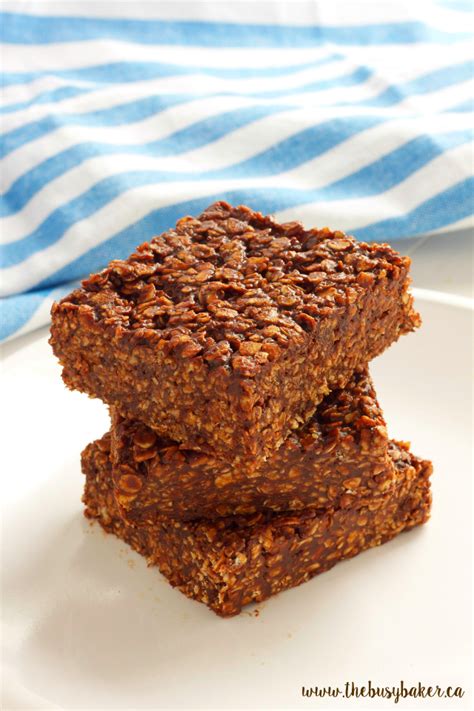 If you have one, you can rolled oats, whey protein isolate, dark chocolate, maple syrup, sea salt, vanilla and medjool dates. No-Bake Chocolate Peanut Butter Oat Bars - The Busy Baker