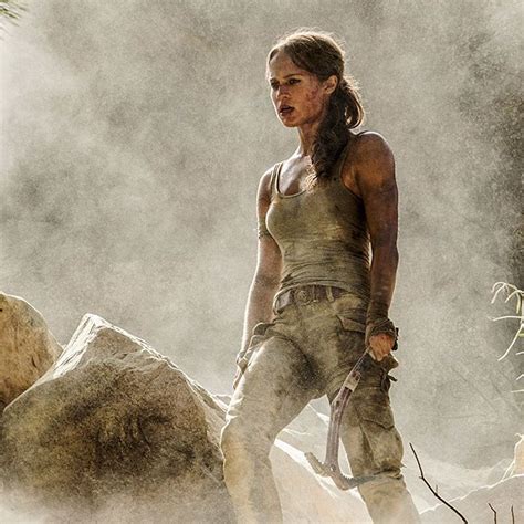 Review In Tomb Raider Alicia Vikander Provides Pulpy Fun