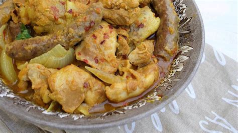 My son went on a holiday to sri lanka and couldn't stop raving about this very i spoke to some chefs during my trip and one of them wrote out the recipe for me, i 1 green and 1 yellow/red pepper cut into small pieces. Chicken Devil Curry Recipe Sri Lanka