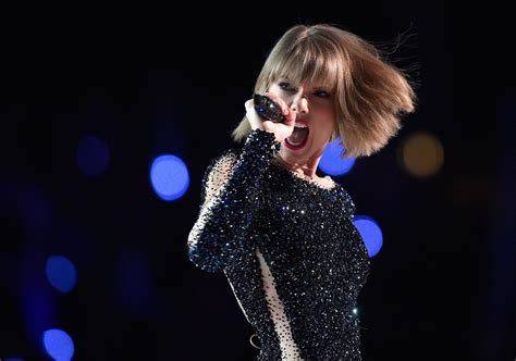 Taylor Swift Ready For It Song Popsugar Entertainment