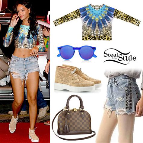 Rihanna S Clothes And Outfits Steal Her Style Page 15