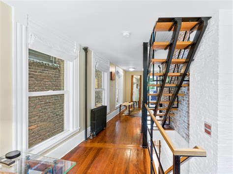 A 10 Foot Wide House In Boston Sells For 125 Million Ktep
