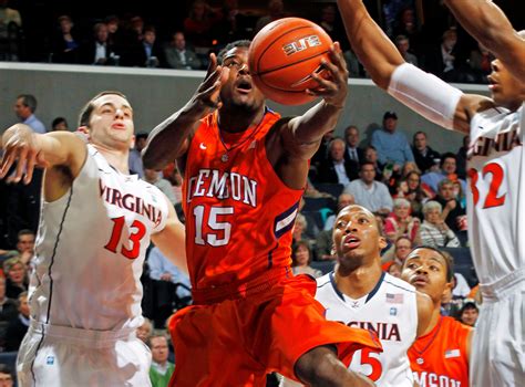 Virginia Vs Clemson Cavaliers Toughen Up On Defense In The Second