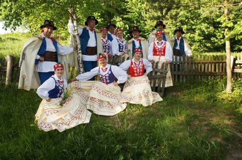 a group of people dressed in folk clothing