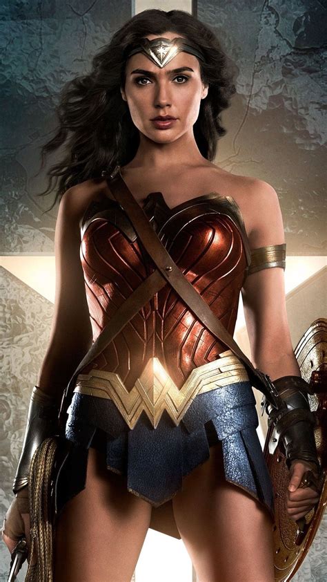 Gal Gadot Wonder Woman New Costume Sexiz Pix