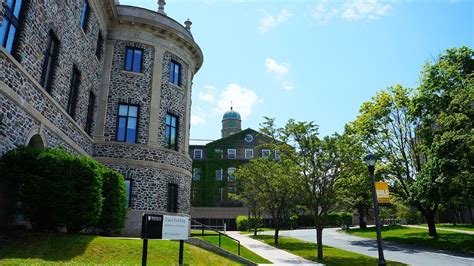 Dalhousie University Acceptance Rate Intakes Courses And More
