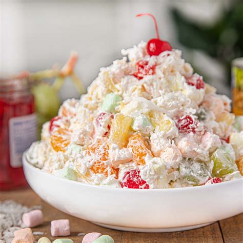 Try your favorite dole fruit bowls, smoothies, snacks, frozen foods and more. Christmas Fruit Appetizers Ideas / Christmas Tree Fruit ...