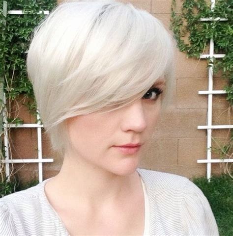 Long Pixie Hairstyle With Side Swept Bangs Styles Weekly