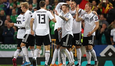 Mal verhinderte der kopf von mats hummels den. DFB-Team: Nordirland gegen Deutschland 0:2 zum Nachlesen im LIVE-TICKER