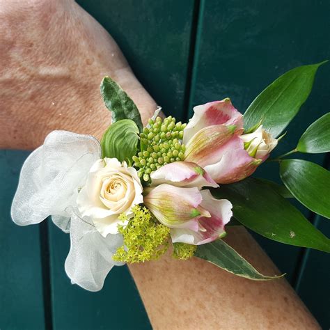 Fresh Corsages Corsage Prom