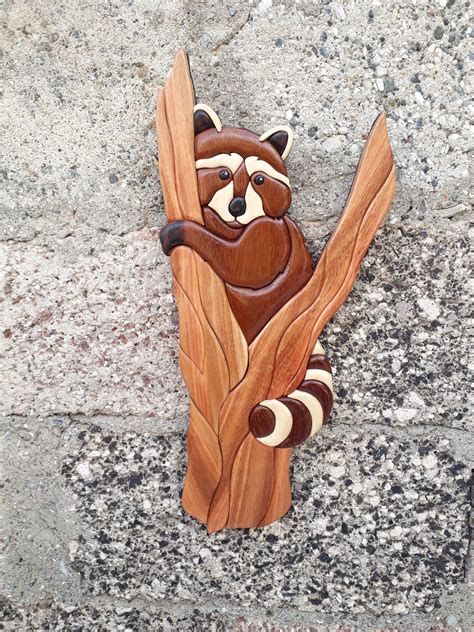 Raccoon Intarsia By Woodenmann On Etsy Colores De Madera Animales De