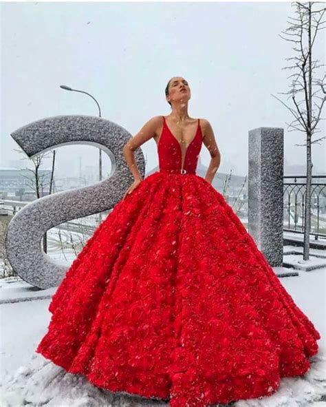 45 Glamorous Red Dress Ideas To Makes You Look Stunning Vestidos De