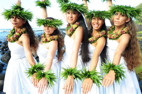 Hula Hawaii Hawaiian Dance Culture Hawaiian People Dance Costumes