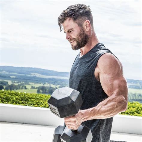 Why Chris Hemsworth Is Urging You To Do This 9 Minute Bodyweight