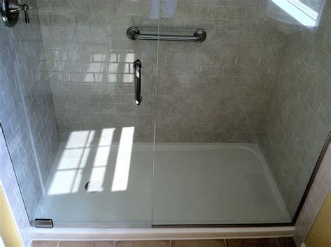 Fiberglass Shower Base Pan With Simple Freedom Ada Compliant Shower Pan