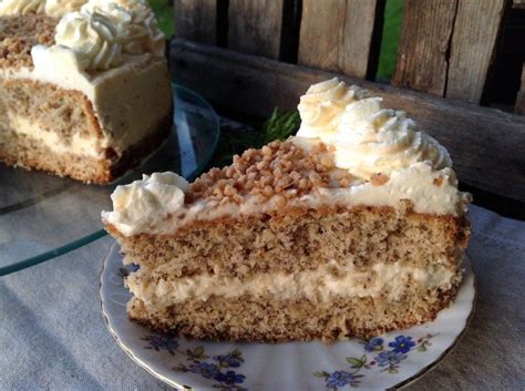 250 ml baileys 250 ml speiseöl 250 g puderzucker 250 g mehl 250 g speisestärke 150 g gem. Baileys-Nuss-Torte | Kuchen und torten, Kuchen und torten ...