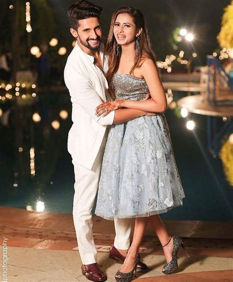 Sargun Mehta And Ravi Dubey So Sweet Couple Romantic Photoshoot